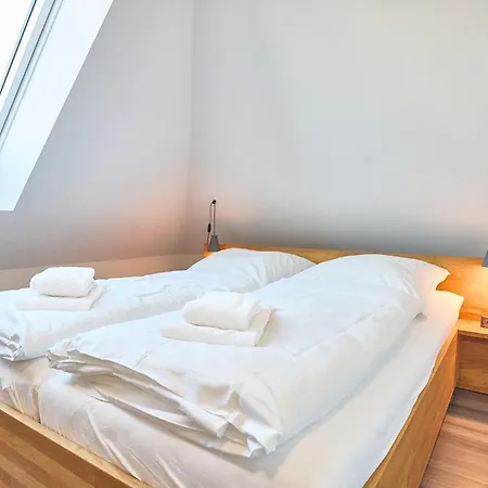 Oasis 07 库克斯港